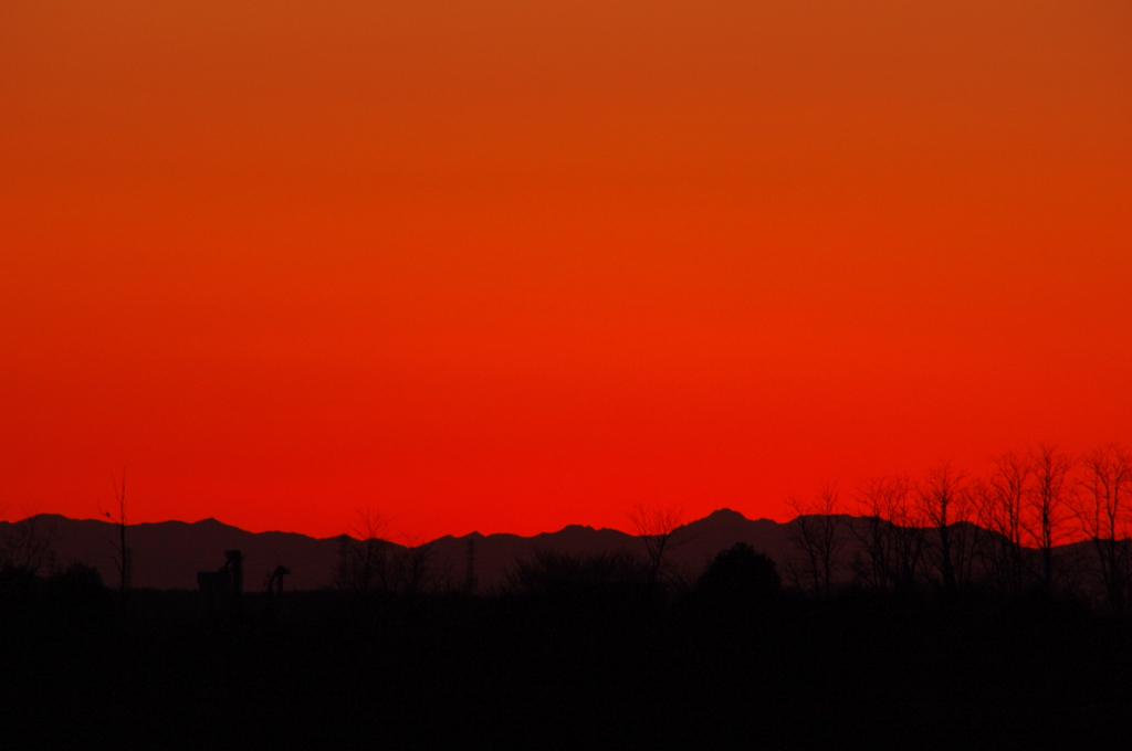 夕焼けと山の稜線