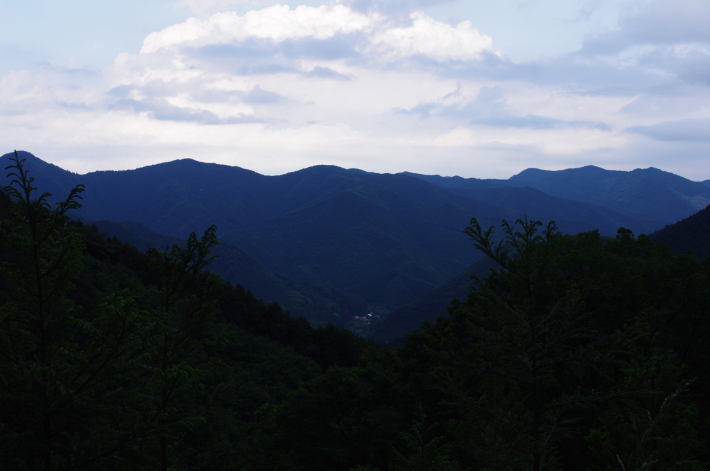 山間の集落