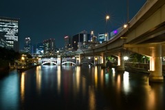 大阪中ノ島水晶橋の夜景
