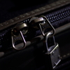 YKK