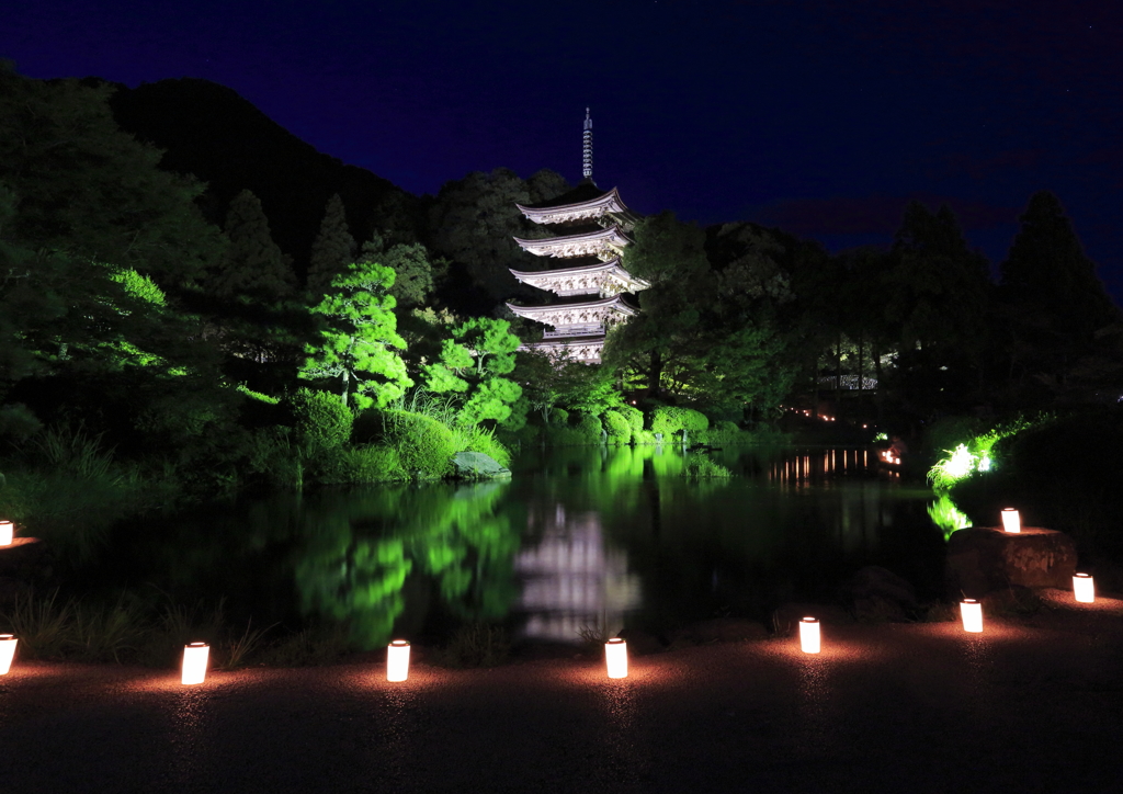 瑠璃光寺揺らめき街道