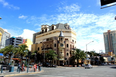CLOCK HOTEL