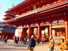 仲見世をとおりすぎれば
