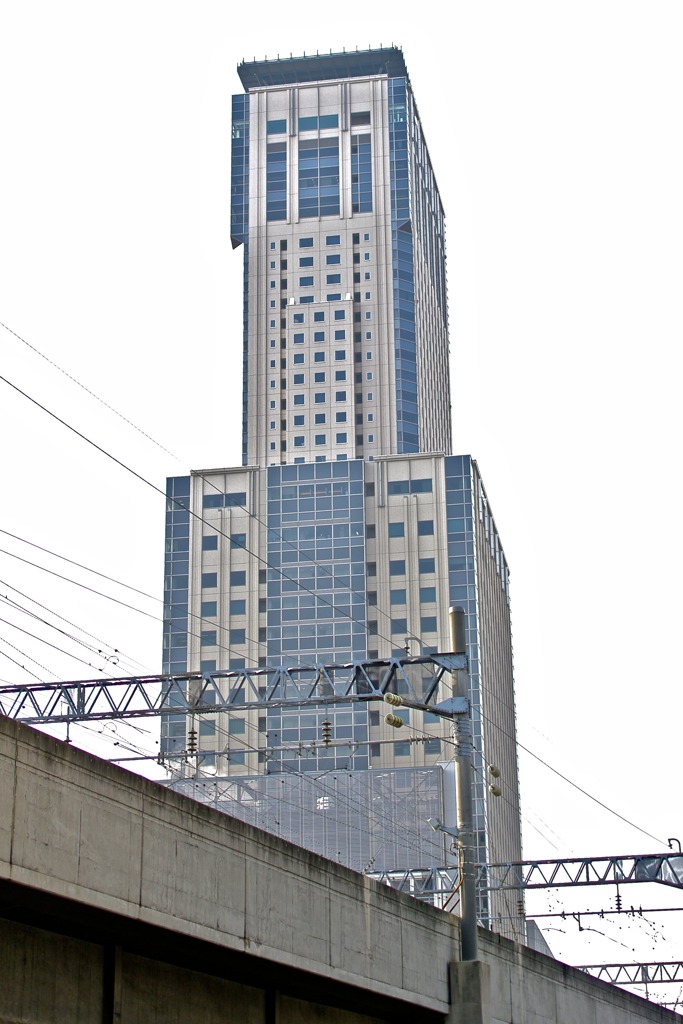 JRタワー北東側