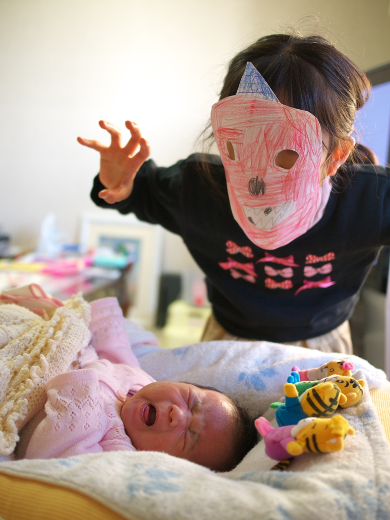 妹　鬼に襲われる