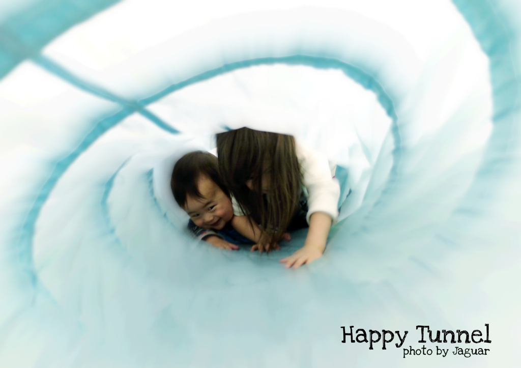 Happy Tunnel