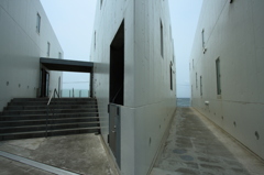 Shichirigahama Bills