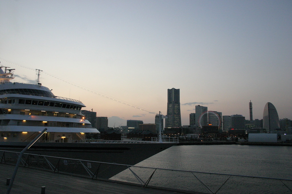 飛鳥Ⅱ　大桟橋