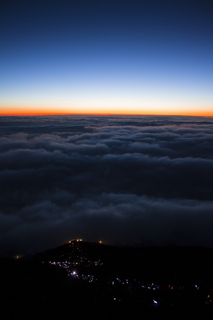 山頂眺