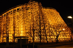 夜のホワイトサイクロン