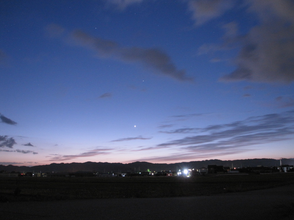 しし座流星群を撮り終えた後に撮った一枚