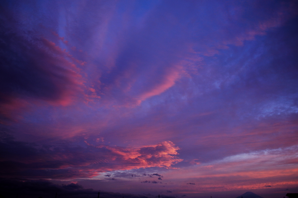 茜色の雲