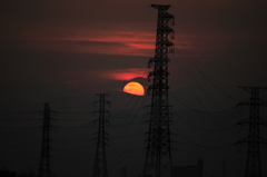 鉄塔と夕陽