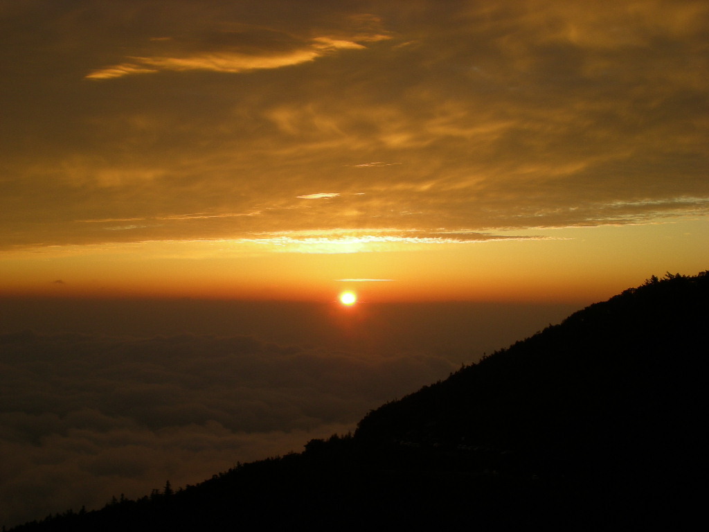 富士山五合目から見た日の出
