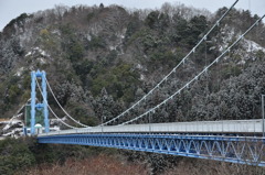 雪の大吊橋