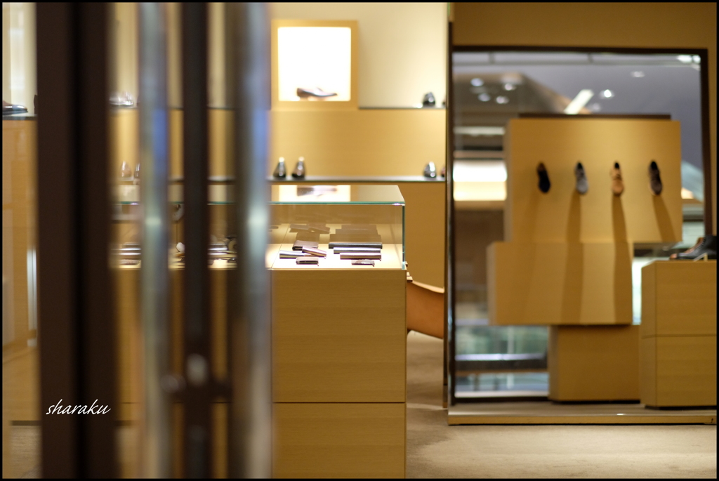 ショップを覗く