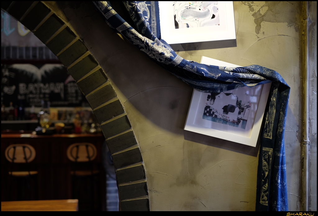 珈琲店の壁