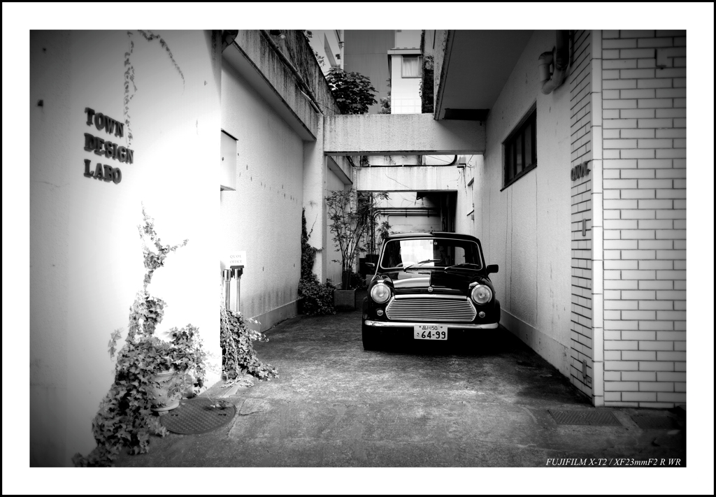 MINI
