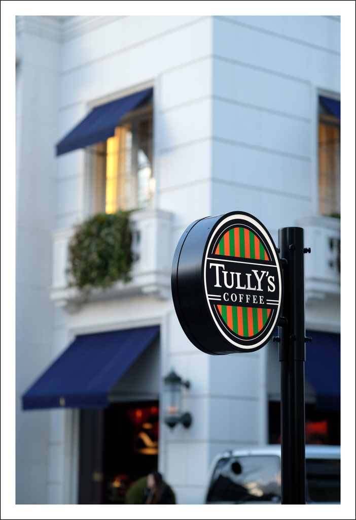 TULLY'S