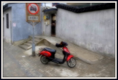 赤いバイク