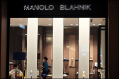 MANOLO BLAHNIK