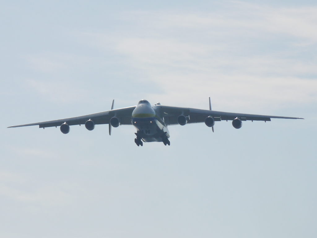 アントノフ　An-225　ムリーヤ　成田空港