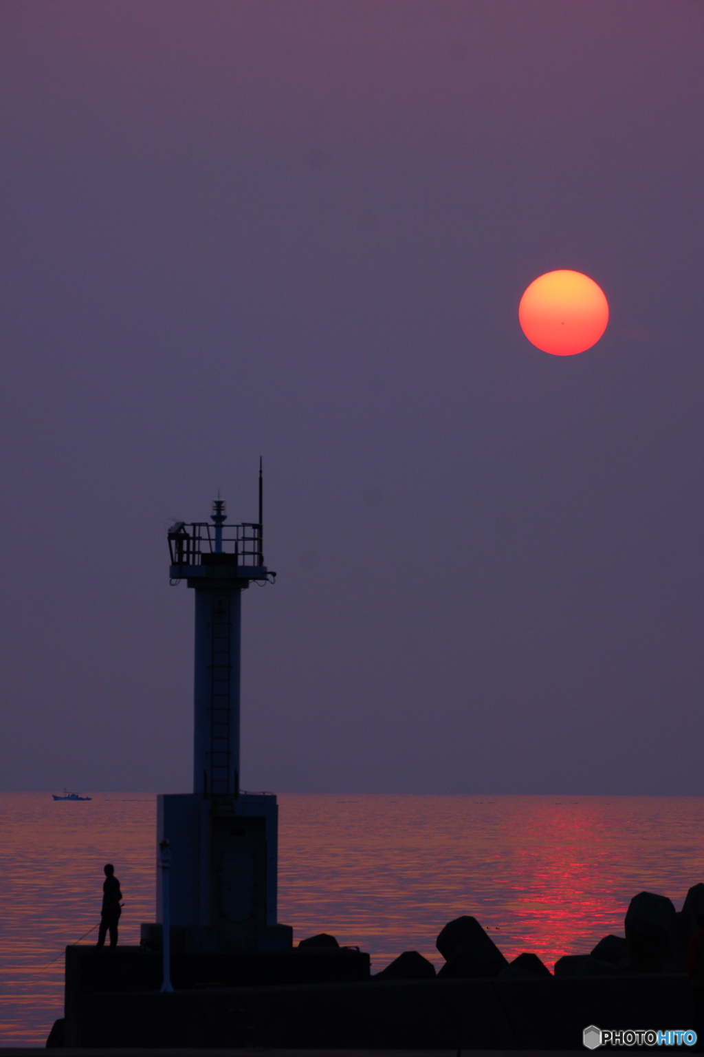 灯台と夕陽