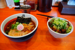 どて丼セット（醤油ラーメン）