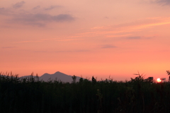 夕焼け　二上山