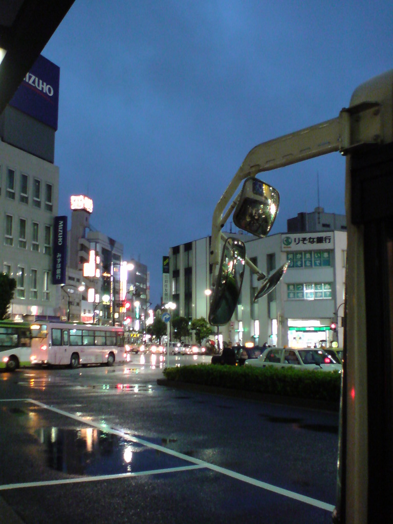 雨上がりの街