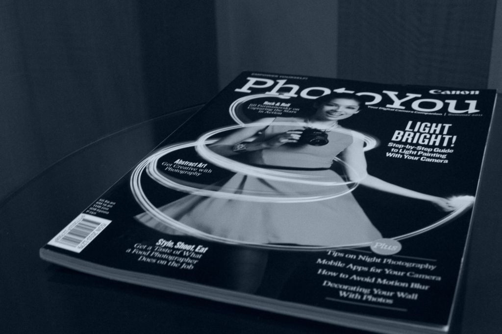 MAGAZINE