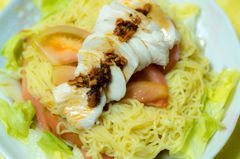 東京ひとりめし：冷し中華 -食べるラー油を添えて-