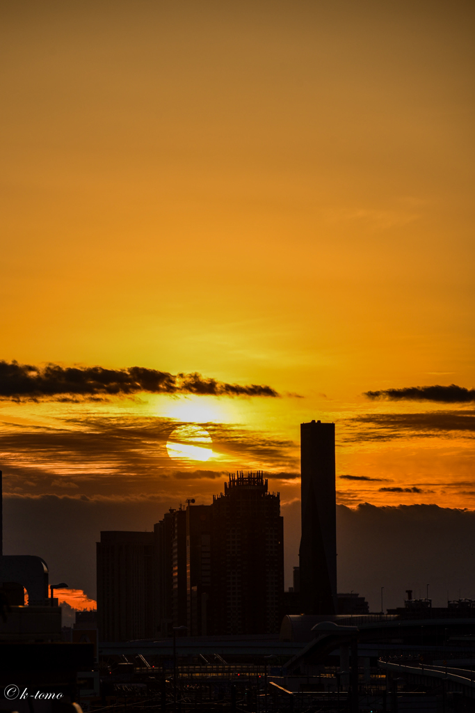 湾岸の夕陽