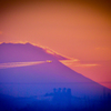 遠くから見ても富士山。