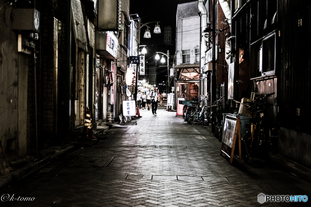 路地裏