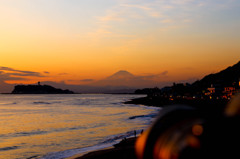 夕陽と富士とレンズと①