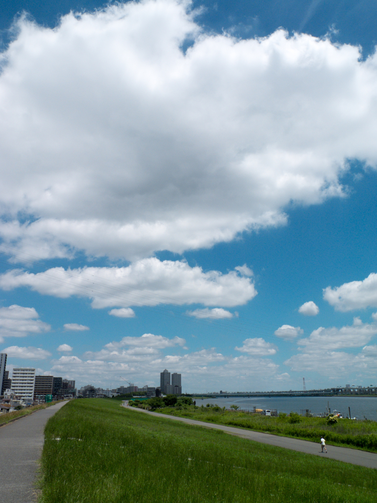 荒川と空