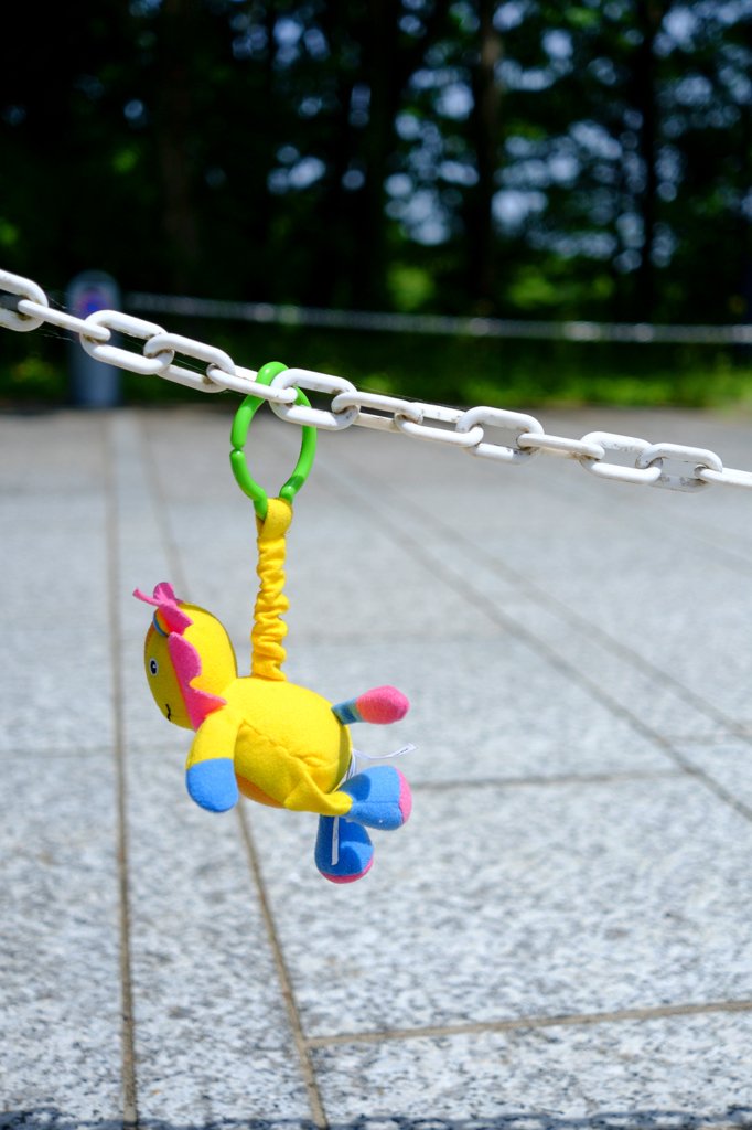 飛行するライオン