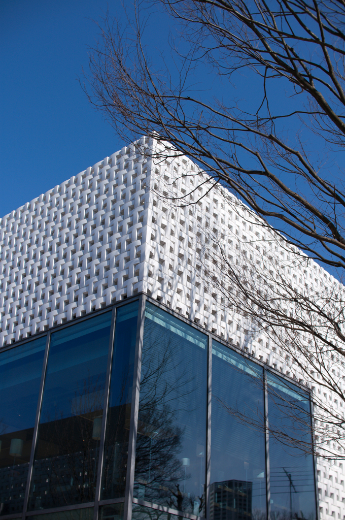 Tが連続するタテモノ