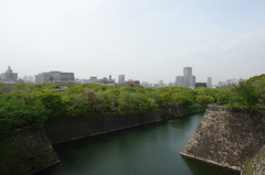 大阪城内より