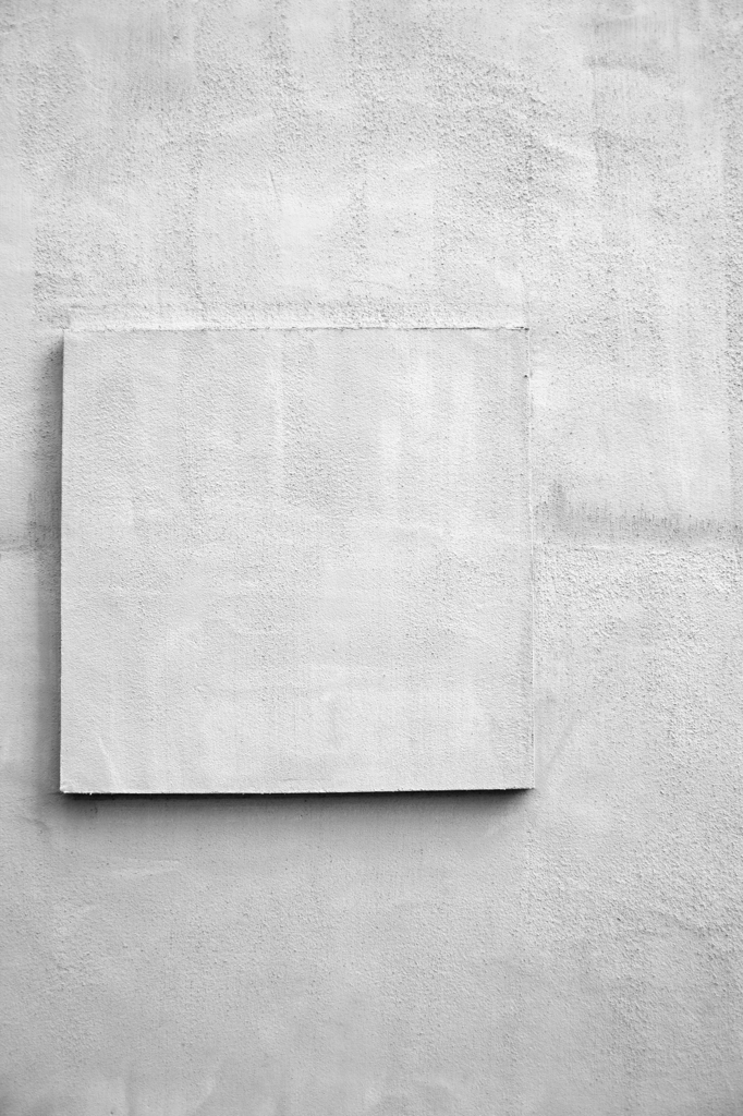 違和感のある壁、絵画のごとく