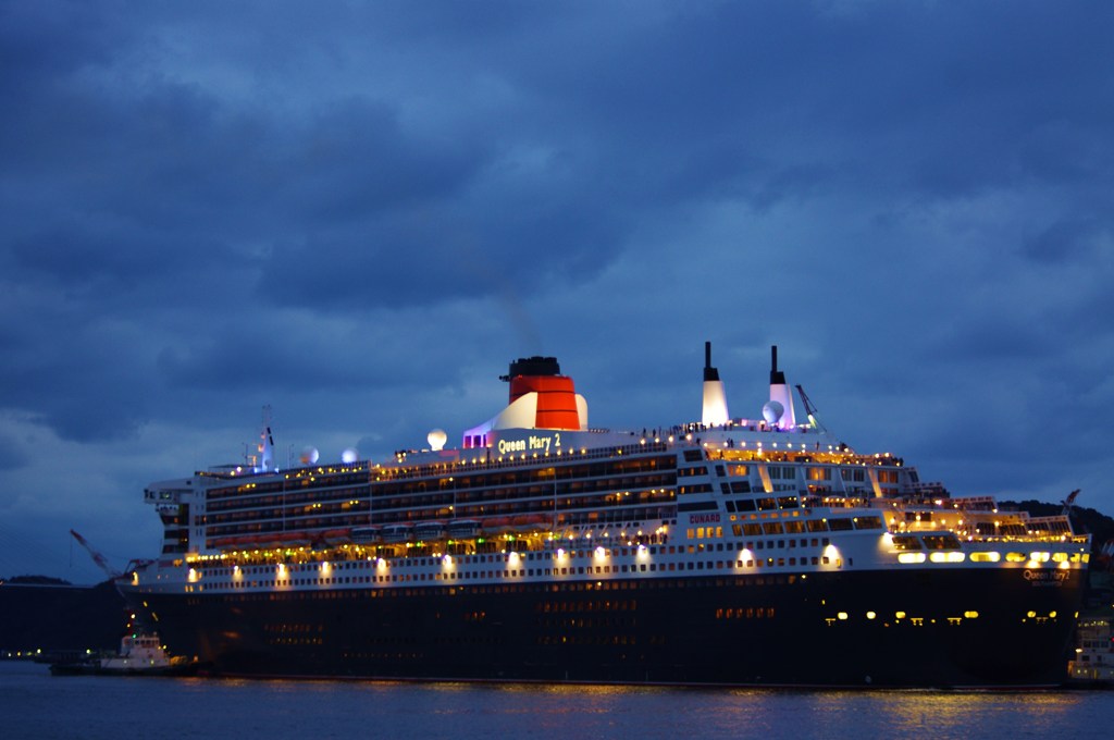 RMS Queen Mary 2 - H