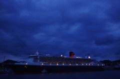 RMS Queen Mary 2 - F