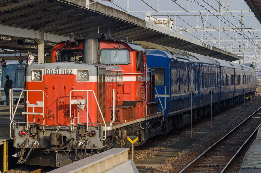 DD51-1192+24系6B【天理臨】