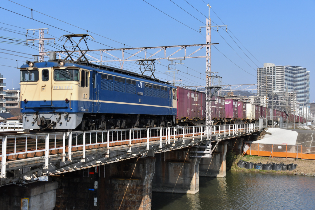 EF65 2101 [5087レ]