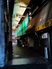 アーケード商店街