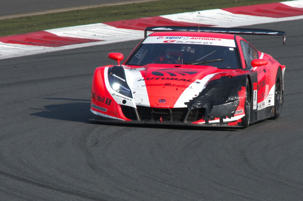 傷ついたARTA HSV-010