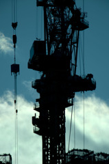 2010年1月14日　スカイツリー　タワークレーン　シルエット