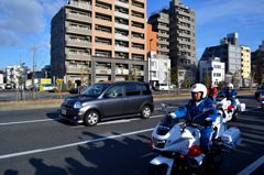 箱根駅伝　白バイ隊