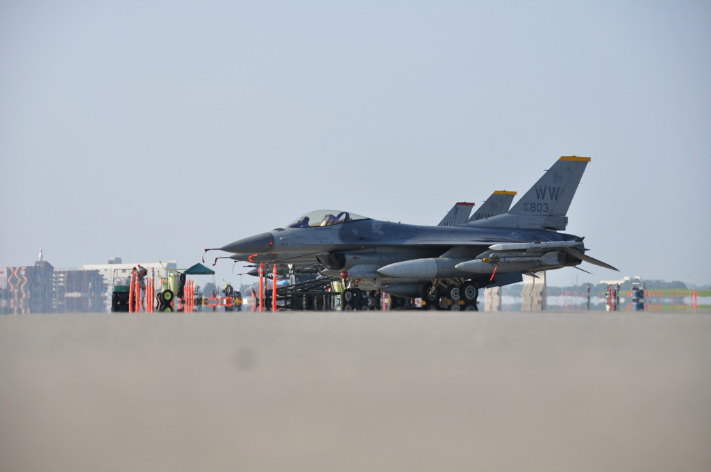 横田基地にて